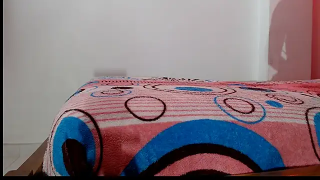 Snapshot of aniitaeyescute chatting on 08/04/26, 02:52 aniitaeyescute online show from 08/04/26, 02:52