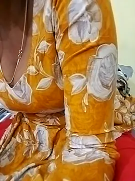 Snapshot of Lovely-Deepa chatting on 08/03/26, 03:49 Lovely-Deepa online show from 08/03/26, 03:49
