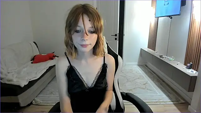 miss mollysally online show from 08/07/26, 01:35