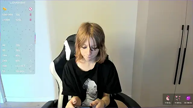 miss mollysally online show from 08/08/26, 05:42