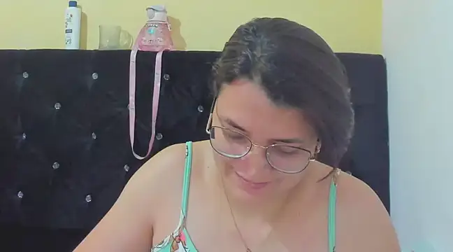 MARILYN GARCIA online show from 12/15/24, 02:27