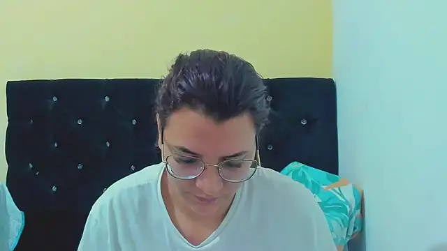 MARILYN GARCIA online show from 12/30/24, 12:32