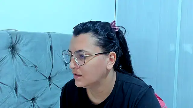 MARILYN GARCIA online show from 01/22/25, 02:24