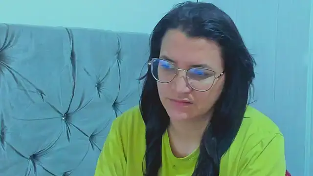 MARILYN GARCIA online show from 01/26/25, 05:23