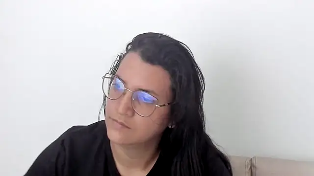 MARILYN GARCIA online show from 02/24/25, 05:53