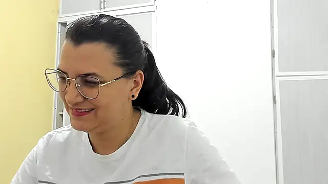 MARILYN GARCIA online show from 03/15/25, 10:33