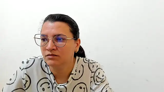 MARILYN GARCIA online show from 10/29/25, 02:08