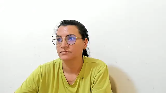 MARILYN GARCIA online show from 11/13/25, 03:55