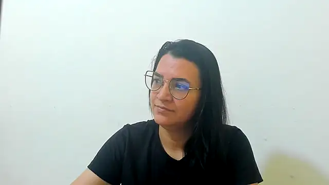 MARILYN GARCIA online show from 11/20/25, 01:33