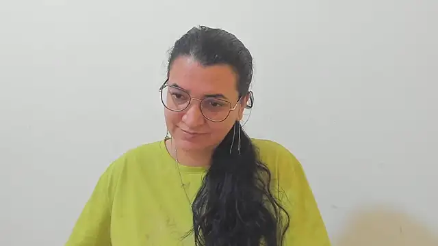 MARILYN GARCIA online show from 12/20/25, 02:02