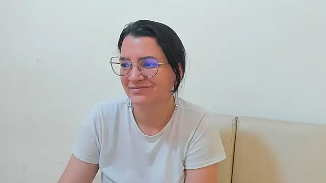 MARILYN GARCIA online show from 01/07/26, 06:21