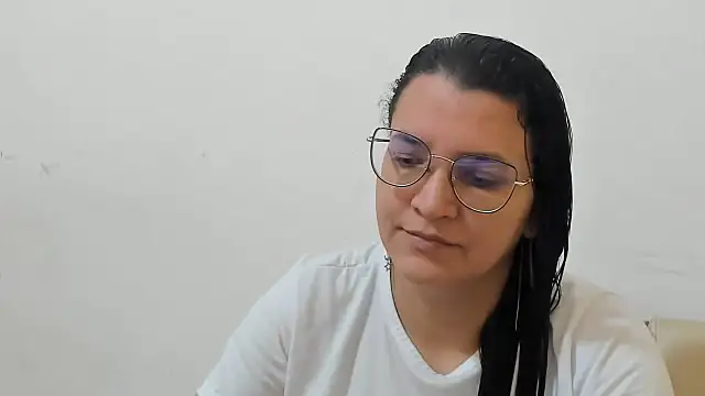 MARILYN GARCIA online show from 01/11/26, 04:12