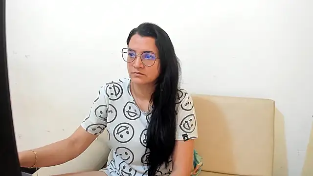 MARILYN GARCIA online show from 01/14/26, 06:13