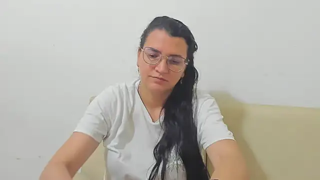 MARILYN GARCIA online show from 03/10/26, 03:00