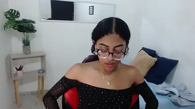 Snapshot of Megan_Fierce chatting on 08/07/26, 04:20 Megan Fierce online show from 08/07/26, 04:20