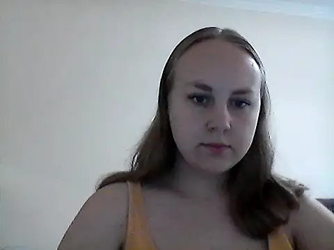 Snapshot of LaylaVall chatting on 08/07/26, 11:23 LaylaVall online show from 08/07/26, 11:23