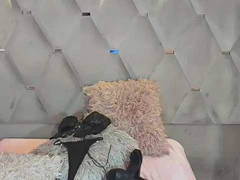 SexyAlondraa online show from 08/07/26, 10:01
