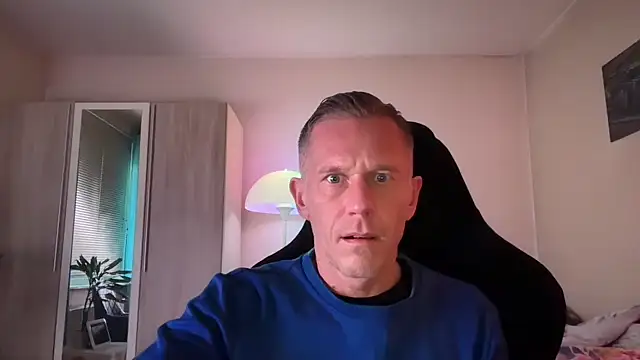 slaveboy2016xh online show from 10/26/25, 03:29