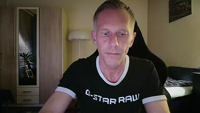 slaveboy2016xh online show from 06/07/26, 08:23