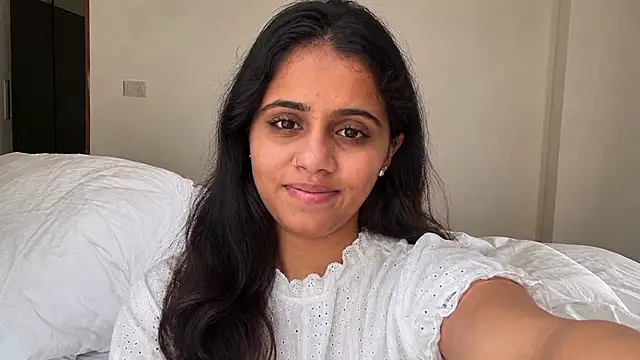 Snapshot of Akanksha_94 chatting on 08/08/26, 03:47 Akanksha 94 online show from 08/08/26, 03:47