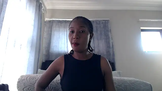 leanna23 online show from 05/18/26, 07:36