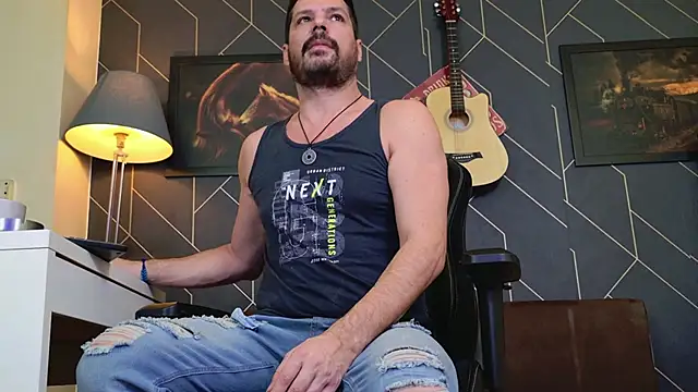 ChrisKox online show from 12/21/25, 02:08