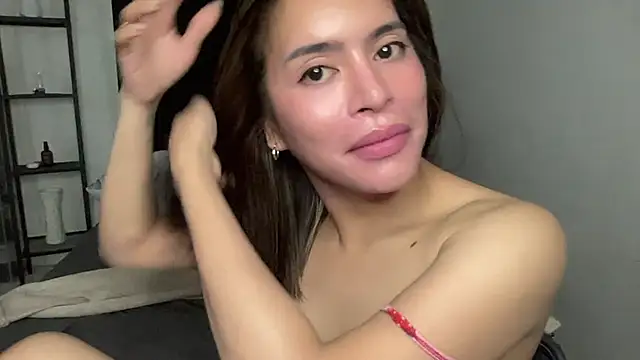 your bianca69 online show from 04/14/26, 01:00