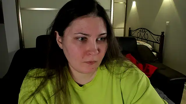 Snapshot of MarySwon chatting on 02/24/25, 10:14 MarySwon online show from 02/24/25, 10:14