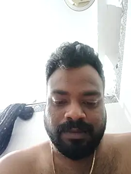 Snapshot of mikki1355 chatting on 12/02/25, 12:43 mikki1355 online show from 12/02/25, 12:43