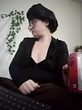 Snapshot of JessaBella chatting on 04/21/26, 12:11 JessaBella online show from 04/21/26, 12:11