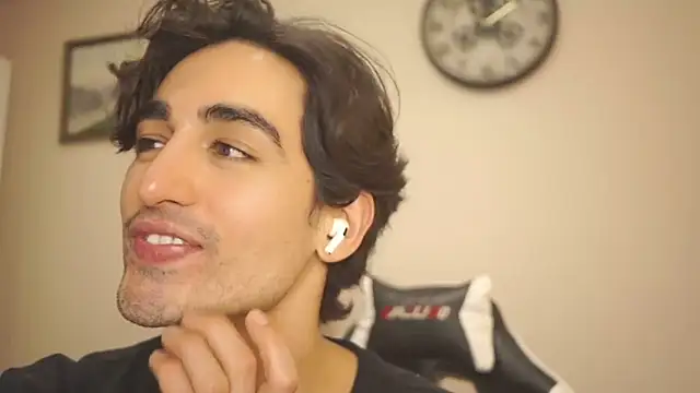 AlanDeNavarre online show from 02/13/25, 09:49