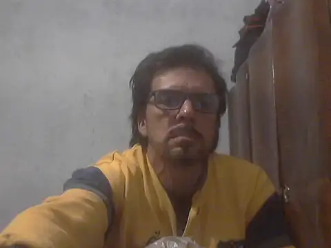 Snapshot of el_principe_hot chatting on 09/10/25, 02:11 el principe hot online show from 09/10/25, 02:11