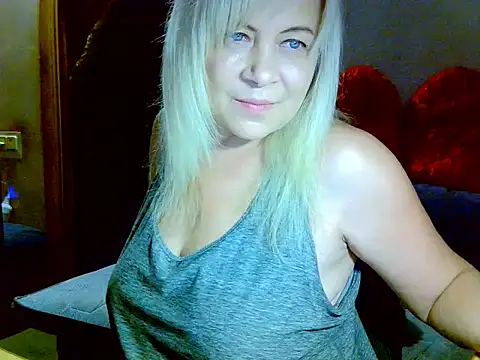 AgoniA7 online show from 11/25/25, 08:09