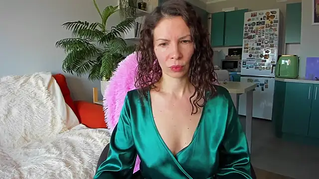 ChristinaGlory online show from 03/18/26, 08:06