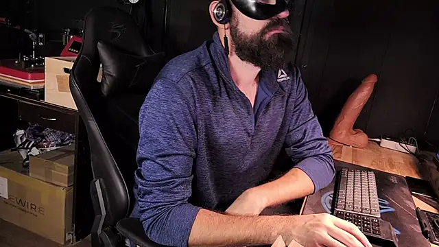 Snapshot of AnalOrgasm_CG chatting on 10/31/25, 08:21 AnalOrgasm CG online show from 10/31/25, 08:21