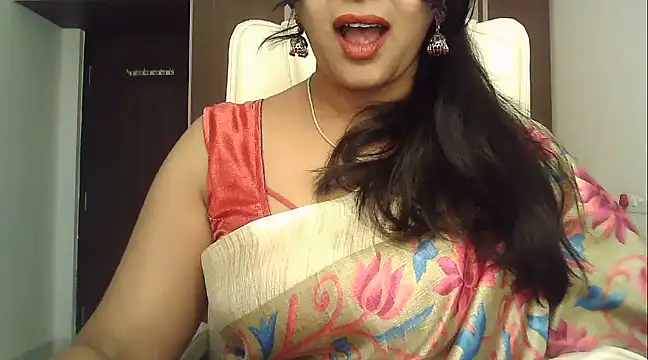 Snapshot of Spandana_Sweety chatting on 01/12/25, 05:56 Spandana Sweety online show from 01/12/25, 05:56