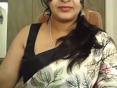 Snapshot of Spandana_Sweety chatting on 02/11/26, 06:18 Spandana Sweety online show from 02/11/26, 06:18