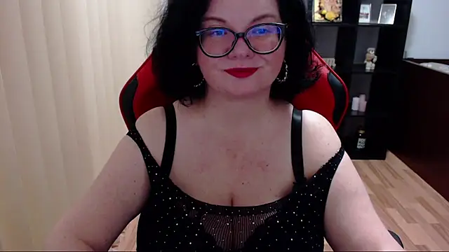 MissTroublle online show from 11/26/25, 11:22