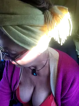 MucMilf59 online show from 12/02/25, 12:43