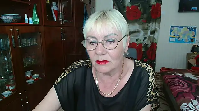 Snapshot of JenaCheim chatting on 04/20/26, 05:43 JenaCheim online show from 04/20/26, 05:43