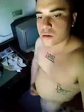 Snapshot of E_f chatting on 09/28/25, 04:56 E f online show from 09/28/25, 04:56