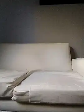 Snapshot of E_f chatting on 10/07/25, 10:56 E f online show from 10/07/25, 10:56