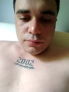 Snapshot of E_f chatting on 10/22/25, 01:55 E f online show from 10/22/25, 01:55