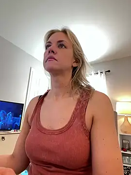 Snapshot of Kay_Cakes chatting on 01/24/25, 03:13 Kay Cakes online show from 01/24/25, 03:13