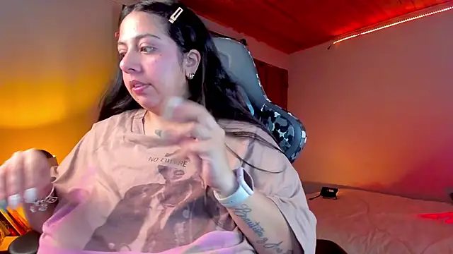 coraline latin online show from 01/04/25, 11:38