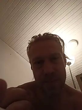 AthleticWomenizer2 online show from 11/02/25, 01:41