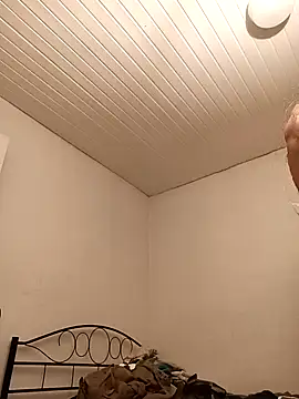 AthleticWomenizer2 online show from 12/20/25, 01:56