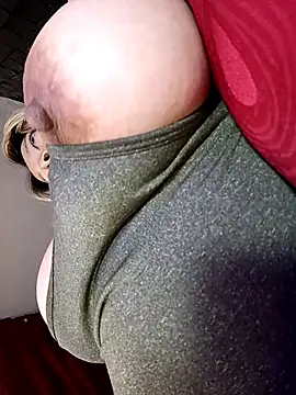 Honey Lucy1 online show from 09/27/25, 10:37