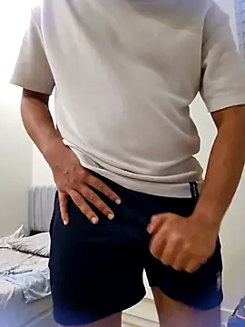 shakir12340 online show from 10/13/25, 06:52