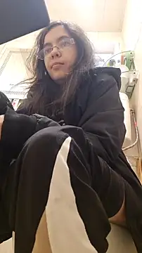 rposhta1991 online show from 12/23/25, 10:24